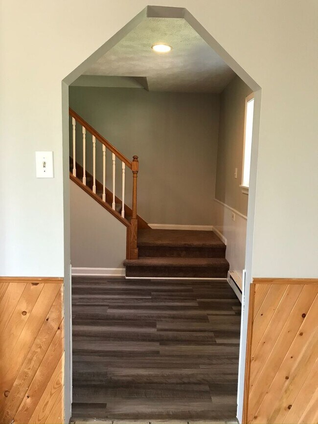 Building Photo - Cute 2 Bedroom / 1.5 Bath home in Penn Tra...