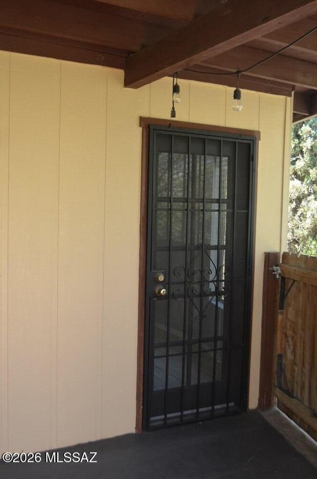 Building Photo - 9159 E Broadway Blvd