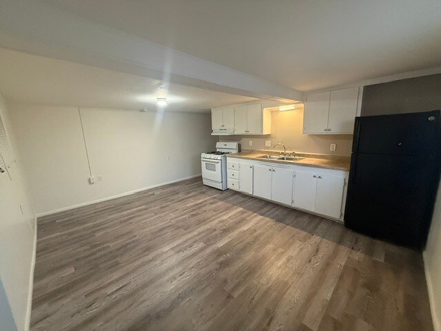 Building Photo - 1089 W Schafer Dr