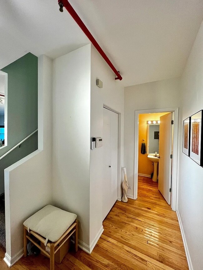 Building Photo - 1834 Ridge Ave