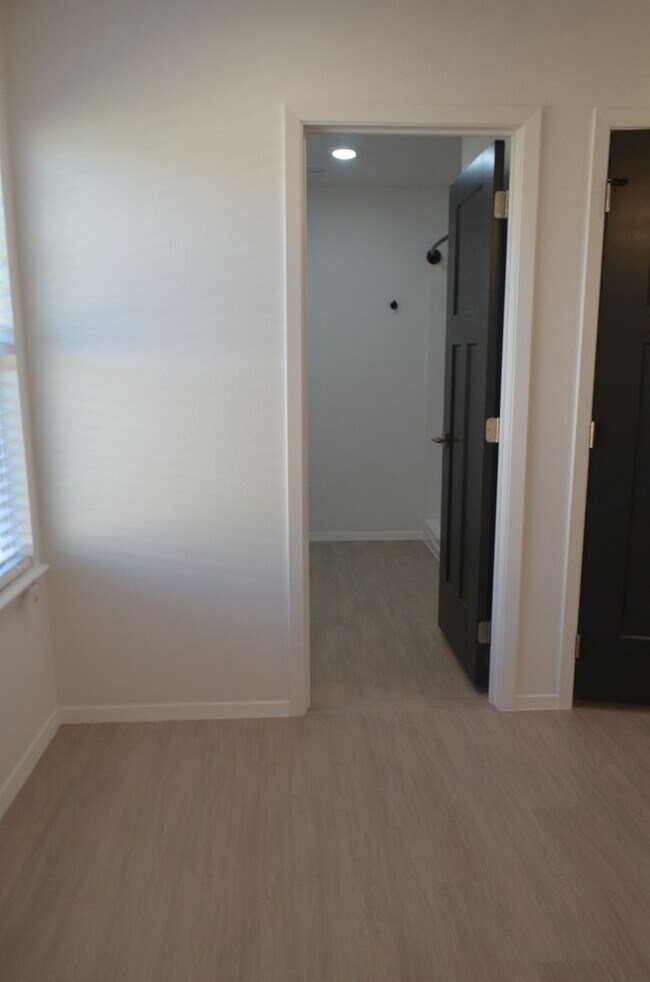 Building Photo - 1419 Indian Camp Trail