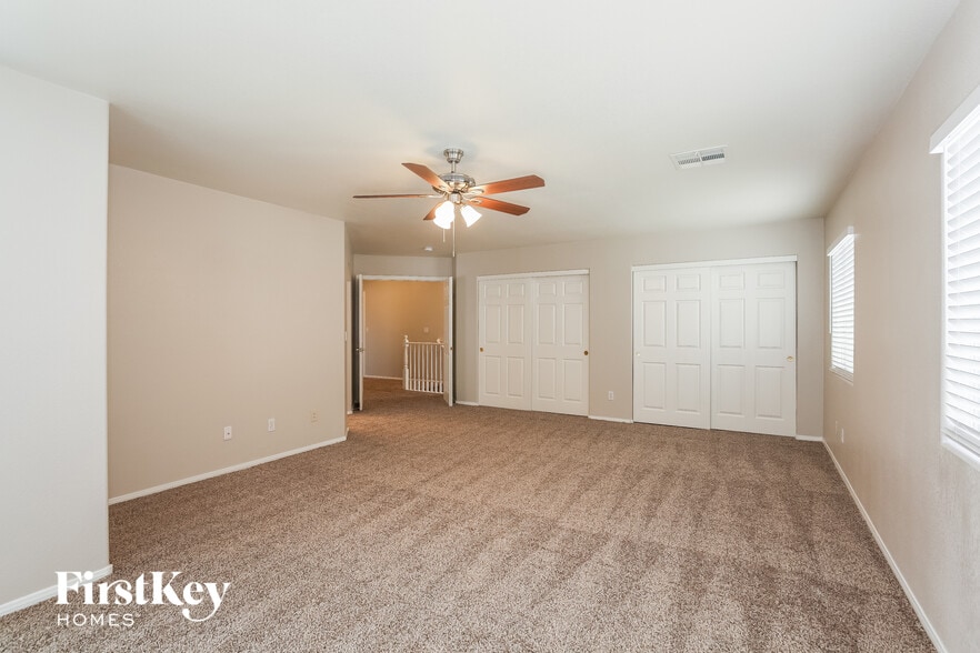 Building Photo - 3836 Canary Cedar St