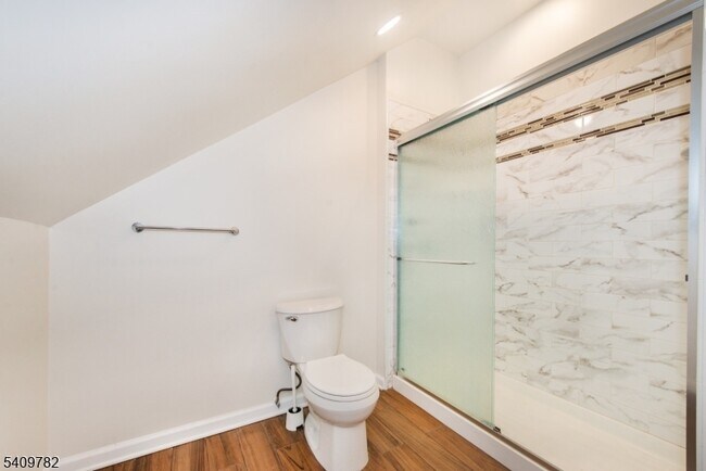 Building Photo - 21 Springfield Ave