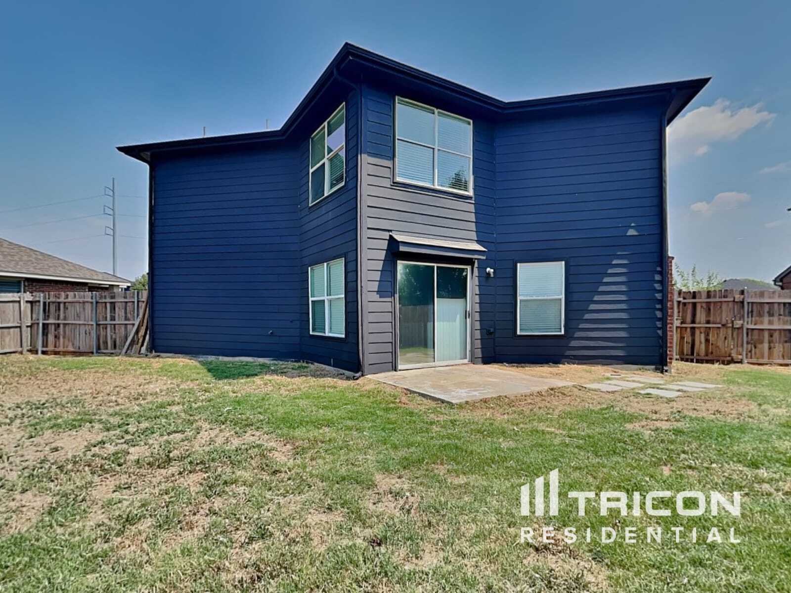 Building Photo - 208 Vivian Dr