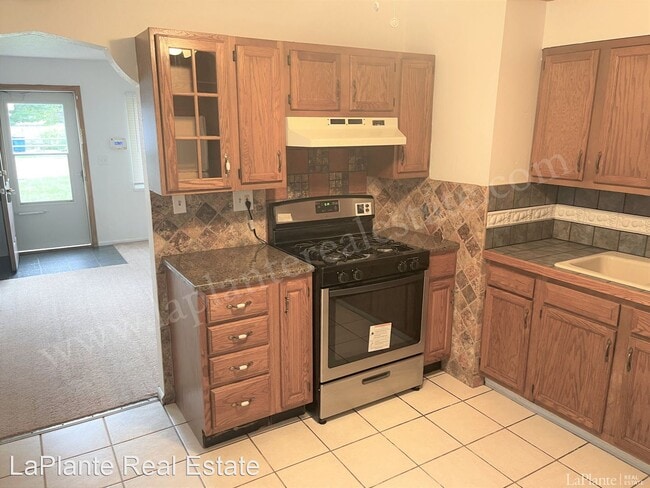Building Photo - 2 br, 1 bath House - 2538 Oakwood Avenue
