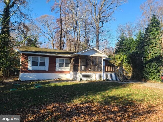 Building Photo - 5451 Bayview Ave