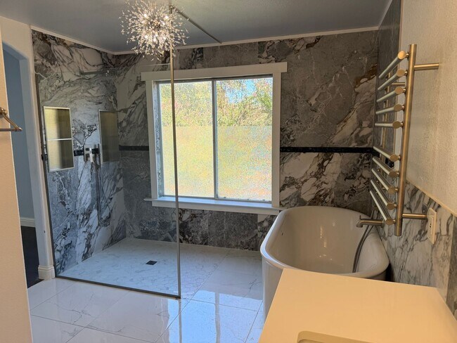 Building Photo - 9223 Camden Lake Way