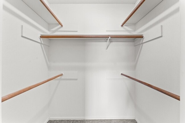 Building Photo - 14003 Vinehill Dr