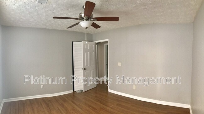 Building Photo - 410 Water Oak Way Sw