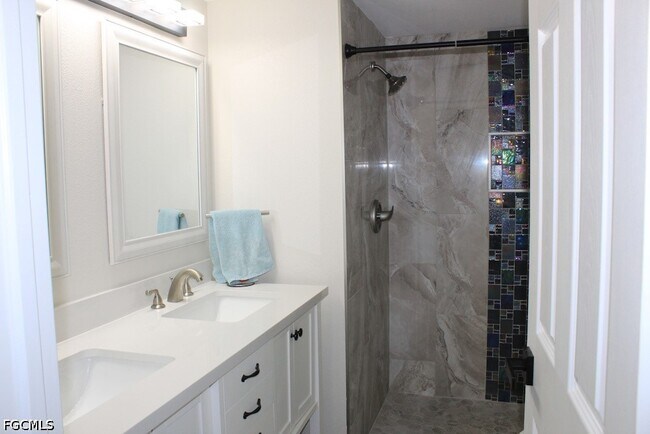 Building Photo - 6328 Sugar Bush Ln