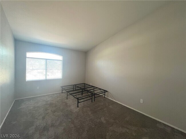 Building Photo - 5415 W Harmon Ave