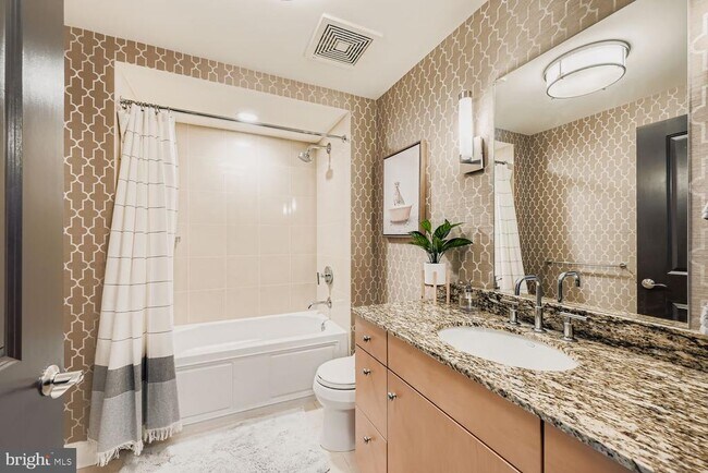 Building Photo - 675 President St