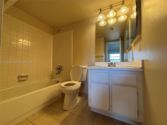 Building Photo - 11526 Royal Palm Blvd