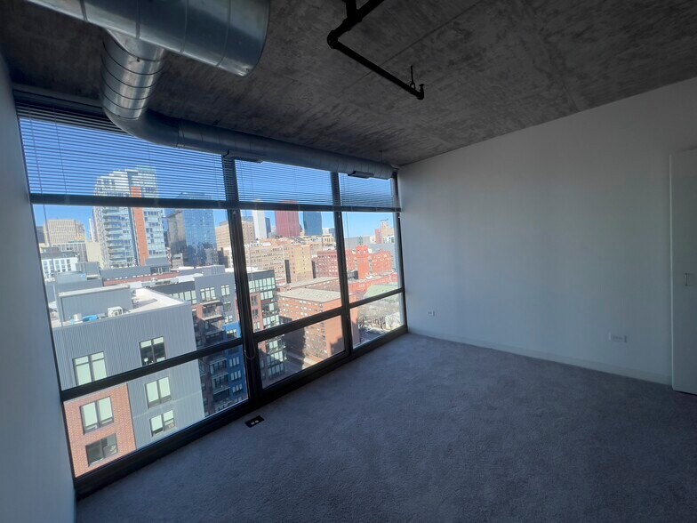 Building Photo - 111 W Polk St