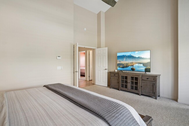 Building Photo - 45450 Desert Fox Dr
