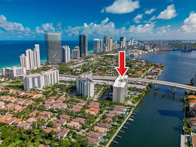 Building Photo - 19390 Collins Ave
