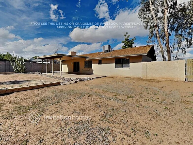 Building Photo - 2649 E Javelina Cir