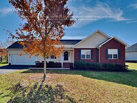 Building Photo - 104 Polaris Dr