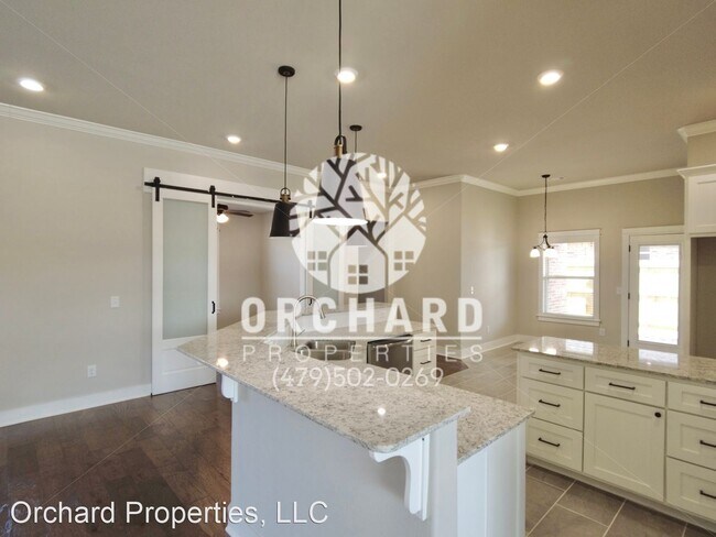 Building Photo - 4 br, 3 bath House - 1228 Giulia Ave.