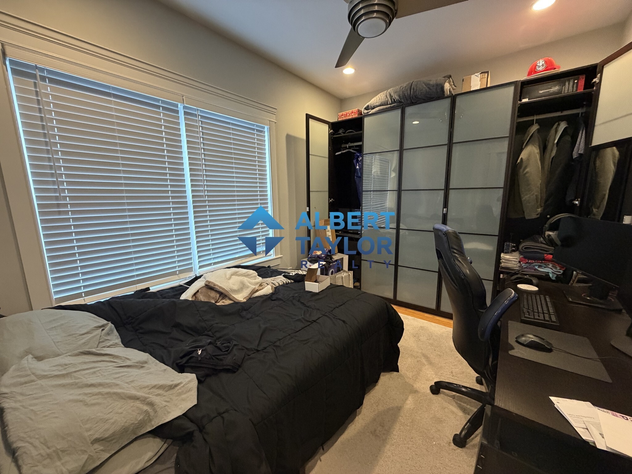 Building Photo - 632 E 2nd St