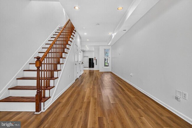 Building Photo - 1719 Ruxton Ave