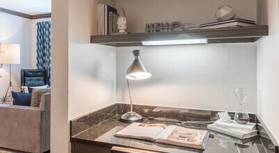 Building Photo - 1930 Kingsley Dr