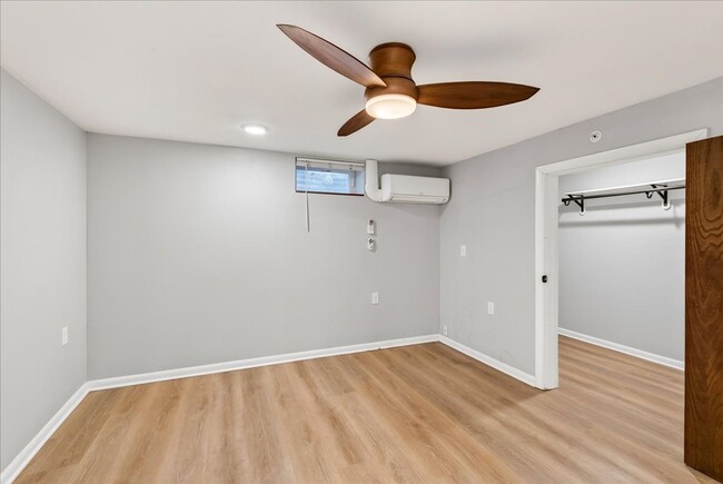 Building Photo - 4310 Mohawk Dr