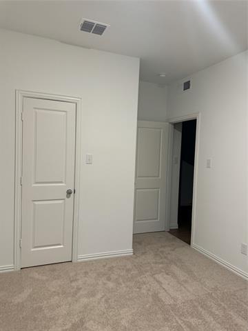 Building Photo - 143 Jenkinson Dr