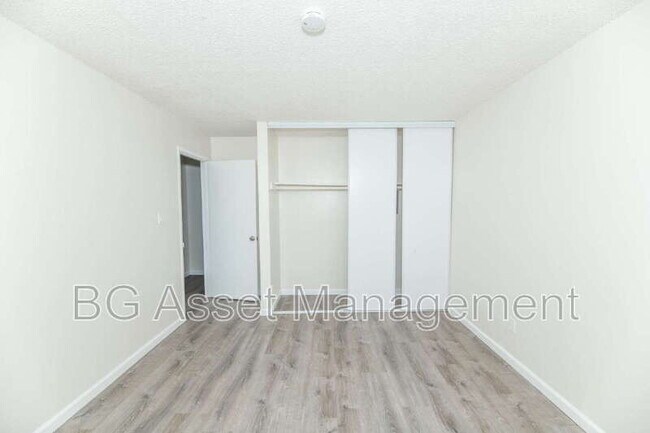 Building Photo - 412 San Marco St