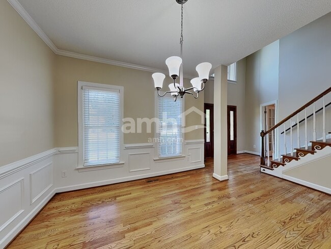 Building Photo - 901 Birkdale Dr