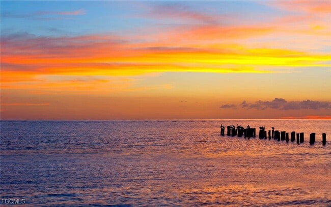 Building Photo - 2001 Tarpon Bay Dr N