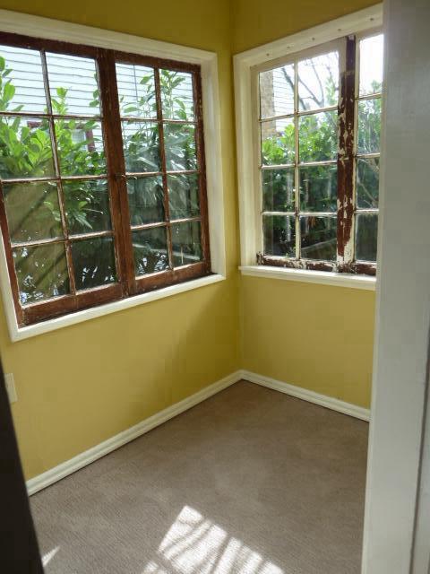 Small sunroom - 1319 NE AINSWORTH STREET