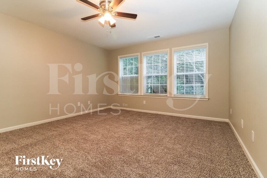 Building Photo - 5163 Centennial Creek View NW