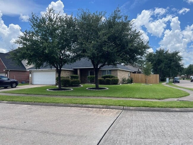 Primary Photo - 12610 Bethany Bay Dr