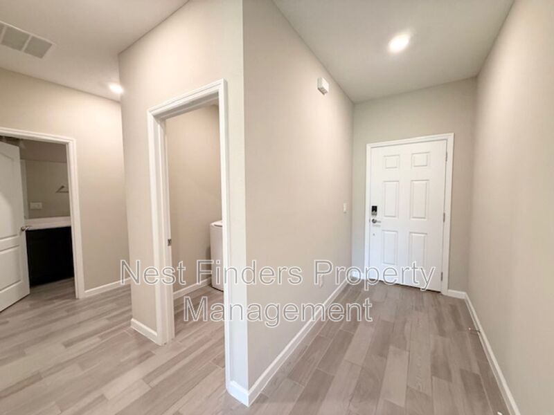 Building Photo - 10169 Powell Creek Ct