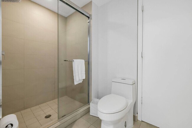 Building Photo - 4111 S Ocean Dr