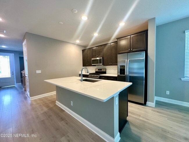 Building Photo - 85 Darby Ct