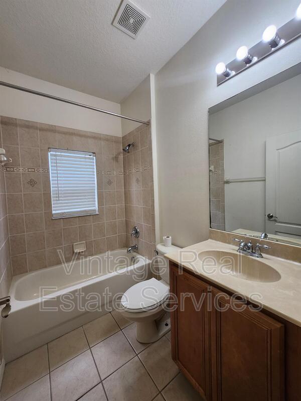Building Photo - 9344 Mandrake Ct