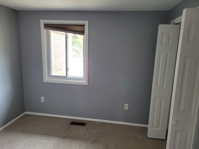 Building Photo - 9258 Red Cart Ct