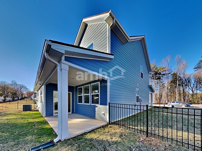 Building Photo - 578 Rivermist Dr