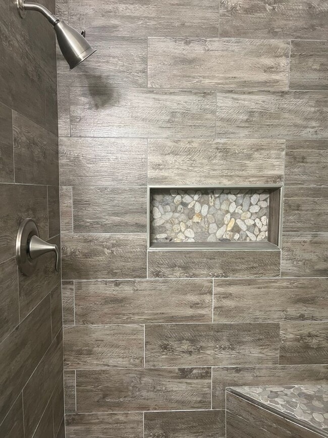 Building Photo - 55+ Home in Oceana Mission 1, Private End Unit!