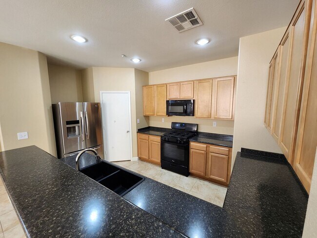 Building Photo - Desirable 3 Bedroom Home at Inspirada Community