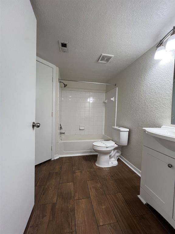 Building Photo - 2214 Grand Cayman Ct