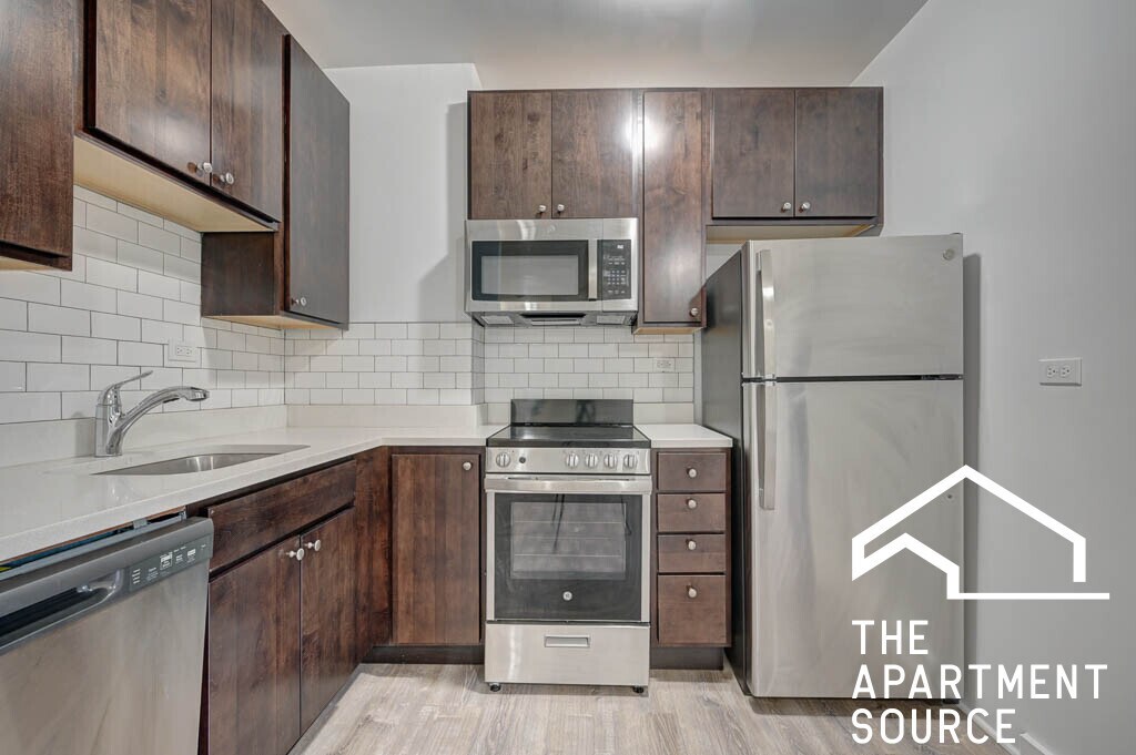 Building Photo - 1858 N Humboldt Blvd