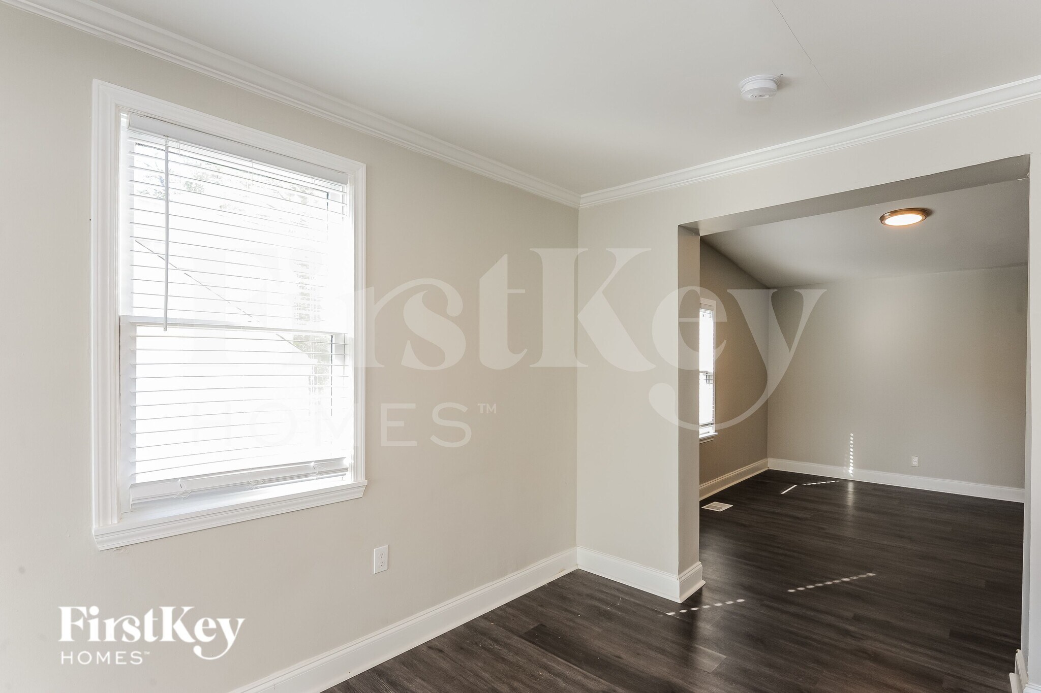 Building Photo - 1954 Wildwood Dr