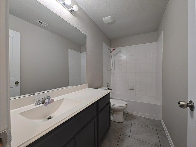 Building Photo - 3019 Erickson Manor Ct