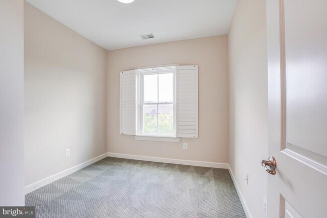 Building Photo - 3614 Worthington Blvd