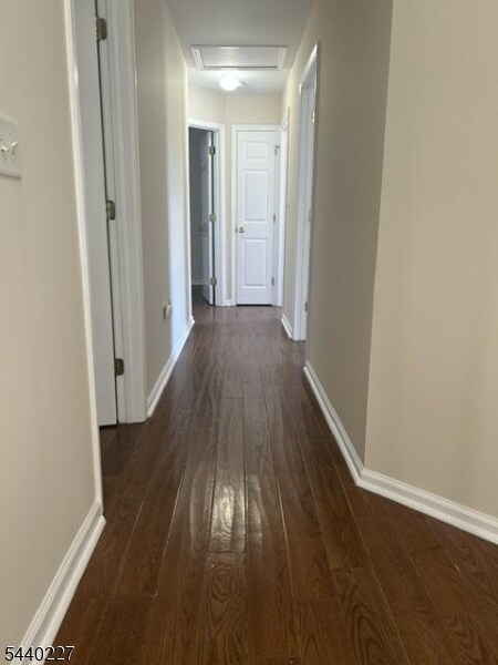 Building Photo - 310 Winding Hill Dr