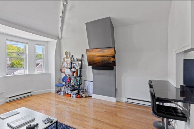 Building Photo - 208 Washington Ave