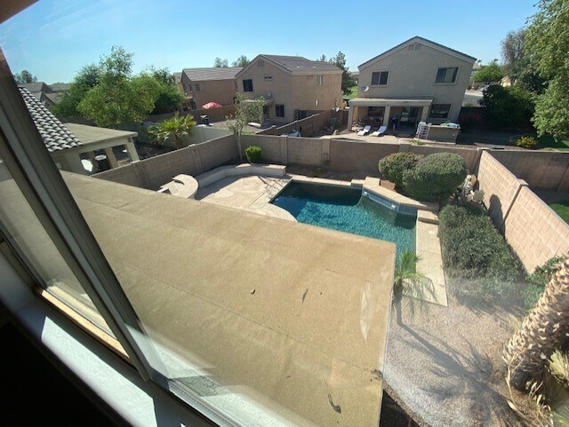 Building Photo - 43584 W Arizona Ave